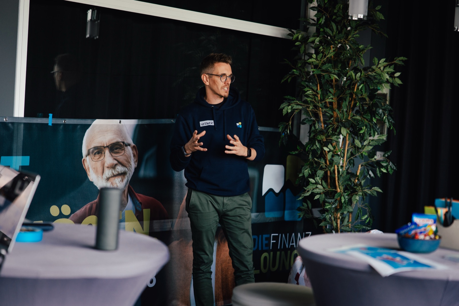 Werner Weiss im Vortrag bei der Finanzlounge